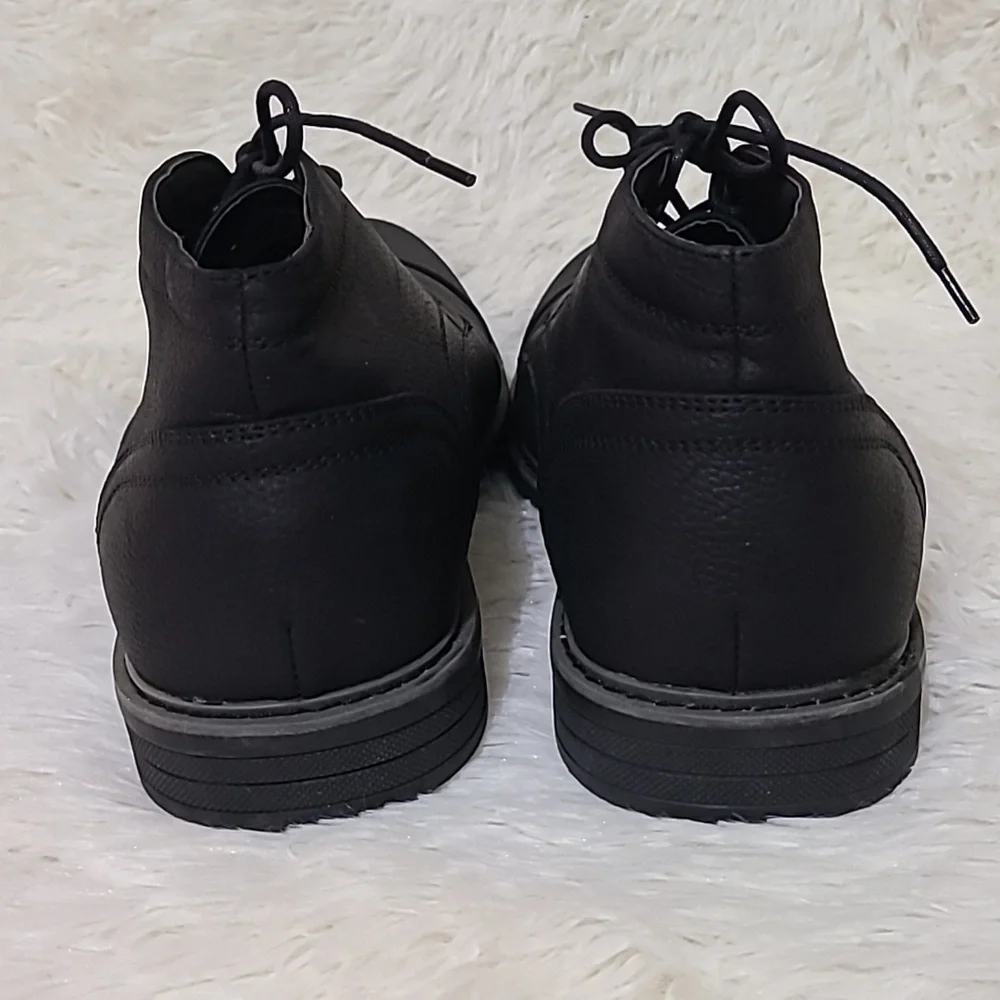 PERRY‎ ELLIS PORTFOLIO David Chukka Boots Black with Matt Finish - Size 11.5